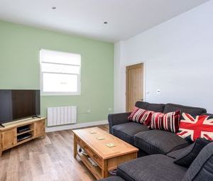 1 Bedrooms Flat to rent in Selkirk Street, Cheltenham GL52 | £ 173 - Photo 1