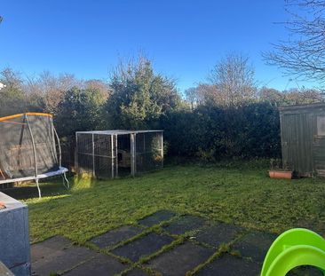 3 Bed Semi-detached House - Photo 5