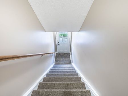 For Lease - 275 Old Huron Road Unit# 15, Kitchener, Ontario - Photo 2