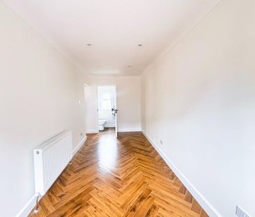 4 bedroom semi-detached house to rent - Photo 2