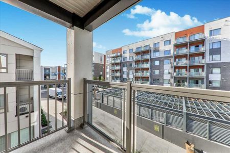 For Lease - 70 Orchid Place Drive Unit# 15, Toronto, Ontario - Photo 2