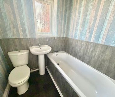 4 bedroom house to rent - Photo 4