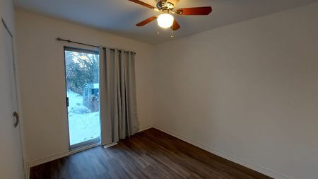 For Lease - 38 Stoddart Drive Unit# Main, Aurora, Ontario - Photo 3