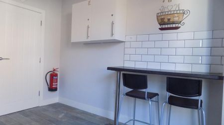 1 bedroom end of terrace house to rent - Photo 3