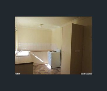 33 Paddington Lane, Eagleby, Qld 4207 - Photo 2