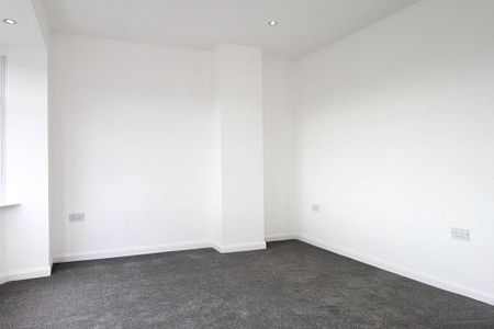 2 bedroom Semi-Detached House to rent - Photo 3