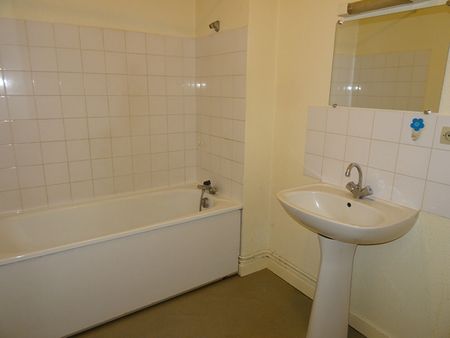 Location Appartement 3 pièces 73m² - Photo 5