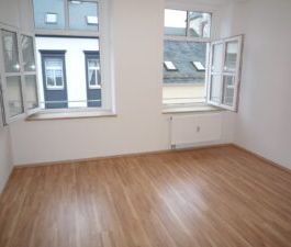 Bergstr. 11, Wohnung 06 ~~~ Balkon, Bad mit Wanne und Dusche, Pkw-S... - Photo 3