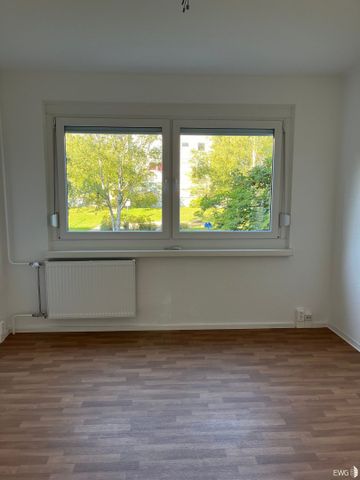 3-Raum-Wohnung mit Balkon im 1.OG mit ZMV - Foto 3