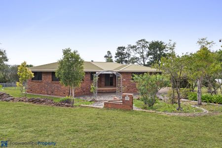 Comfortable Family Home in a Convenient Drayton Location! - Photo 5
