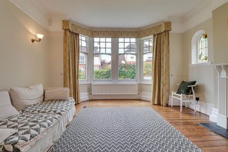 6 bedroom detached house to rent - Photo 3