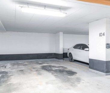 For Lease - 7 Falaise Road Unit# A (Master BR), Toronto, Ontario - Photo 6