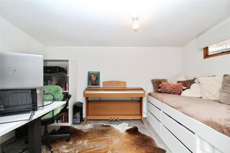 2 bedroom maisonette to rent - Photo 4
