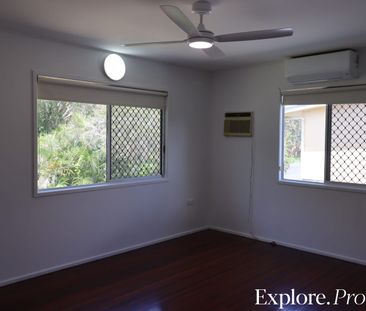 Spacious home in Convenient location - Photo 4