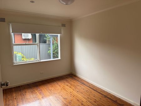 3 Bedrooms house Freshly Painted - Photo 4
