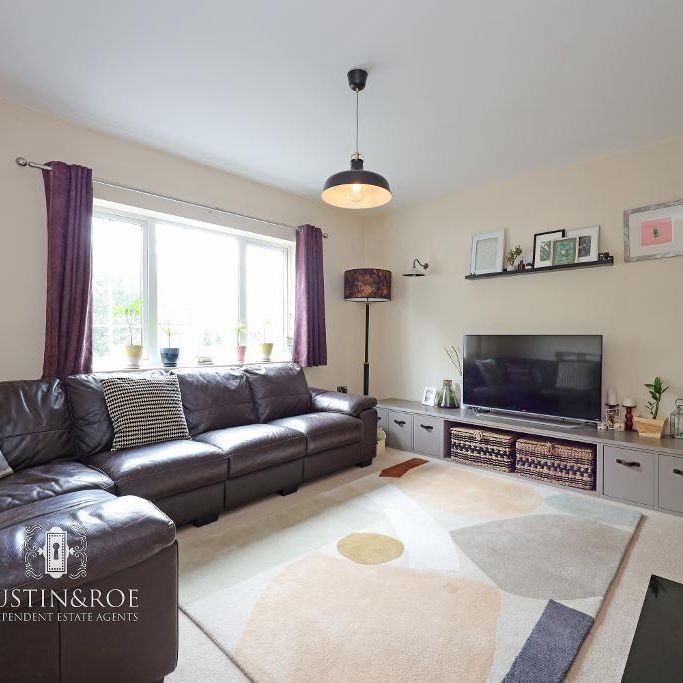 3 bedroom semi-detached house to rent - Photo 1