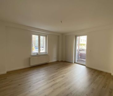 Schicke Single-Wohnung mit Balkon! - Foto 1