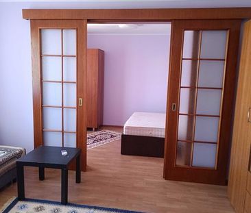 inchiriere apartament 2 camere - Photo 2