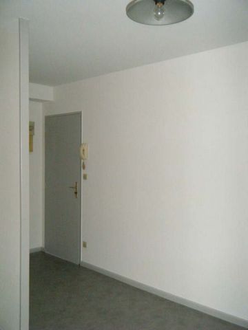 Location Appartement 1 pièce 17m² BESANCON 25000 - Photo 4