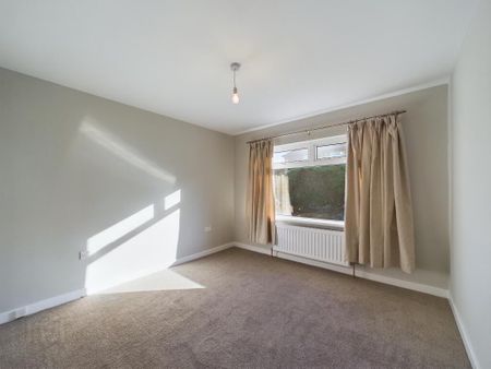 28 Cleveley Park, Four Winds, Belfast, BT8 6NB - Photo 3