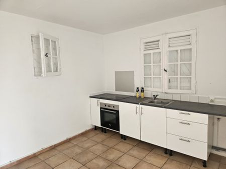 Location Maison 4 pièces 90m² BAIE MAHAULT 97122 - Photo 5