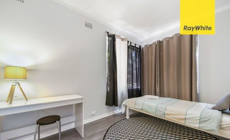 Bright & Spacious 2-Bedroom Apartment in a Convenient Bexley North Location - Photo 4