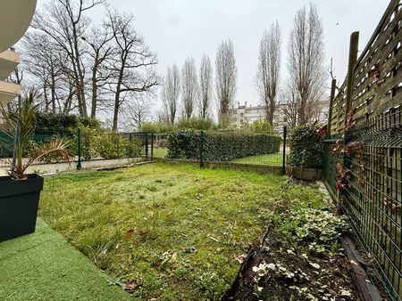 Appartement T1 Le Plessis-Trévise à louer - Photo 3