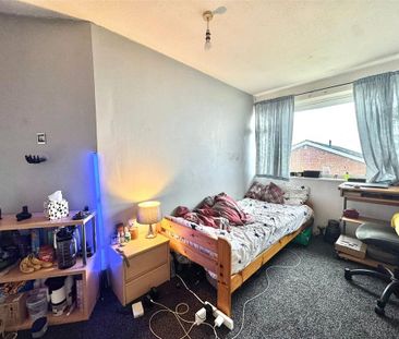 5 bedroom terraced house to rent - Photo 3