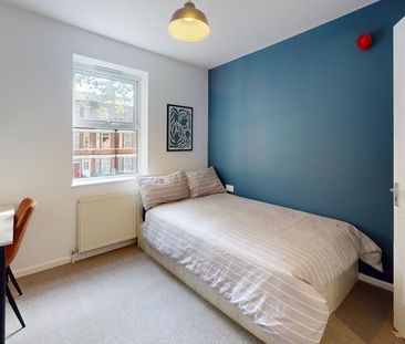 1 bedroom in a house share to rent - Photo 6