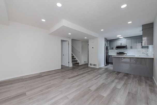 5 - 3800 Fonda Way, Calgary - Photo 1