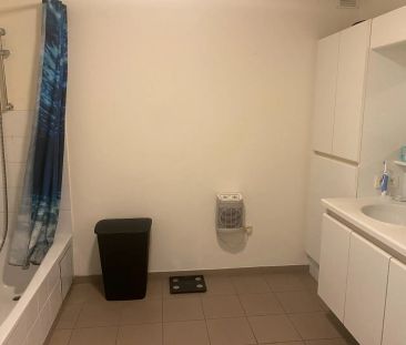 Gelijkvloers appartement met 2 slaapkamers, garage en groot terras - Foto 6