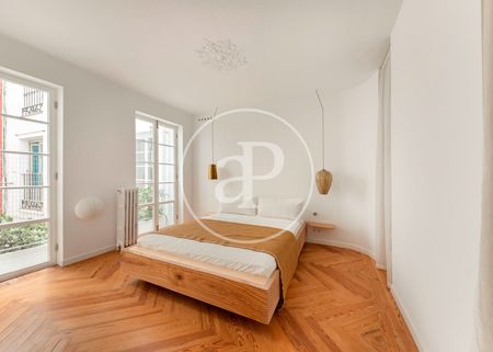 Flat for rent in Recoletos (Madrid) - Photo 2