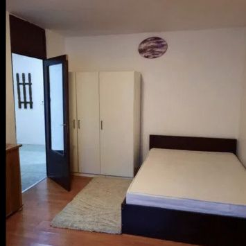 Timpuri noi viorele parter - Fotografie 1