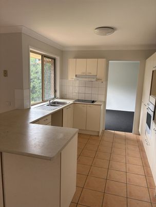 Spacious Family Home in Boondall - Photo 1