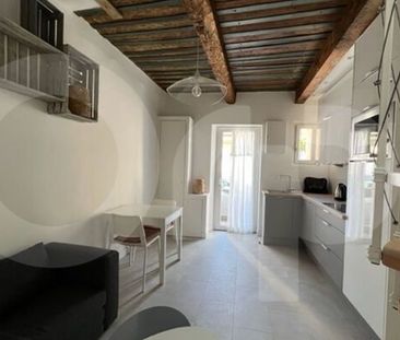 Maison à louer 2 pièces • Marseille 8 - Photo 1