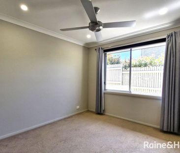 Spacious Modern Family Home in Glenfield - AVAILABLE NOW! - Photo 6