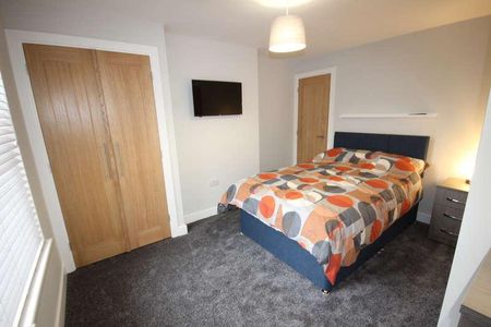 Belvedere Road, Burton Upon Trent, DE13 - Photo 4
