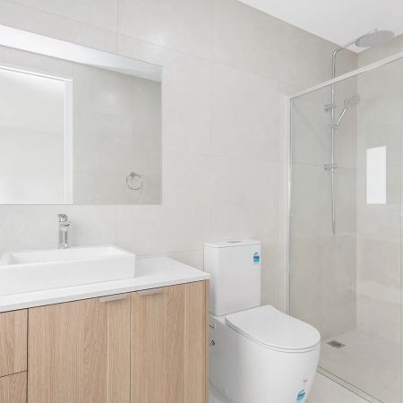 Modern Two-Storey Living in the Heart of Braybrook - Photo 3