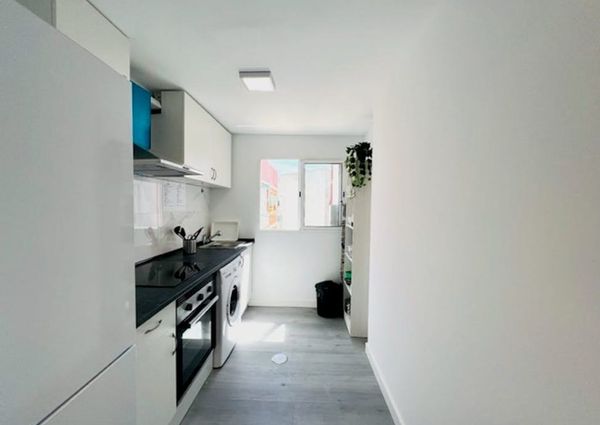 Calle León, Getafe, Community of Madrid 28903