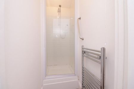 6 bedroom house to rent - Photo 5