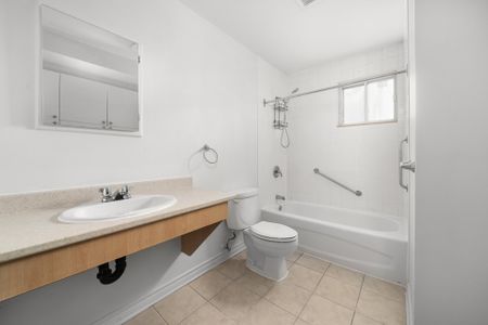 927 Rue Dubuisson, #5 - Photo 5