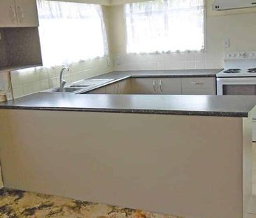 Lovely Family Home - Photo 4