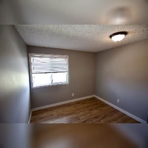 3 Bed 1.5 Bath Townhouse Pineview Fort Saskatchewan - Photo 5