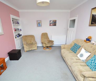 3 bedroom semi-detached house to rent - Photo 2
