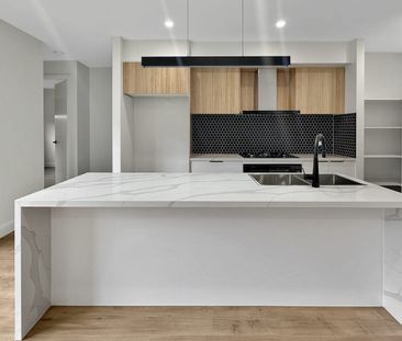 Brand new!! - Photo 4