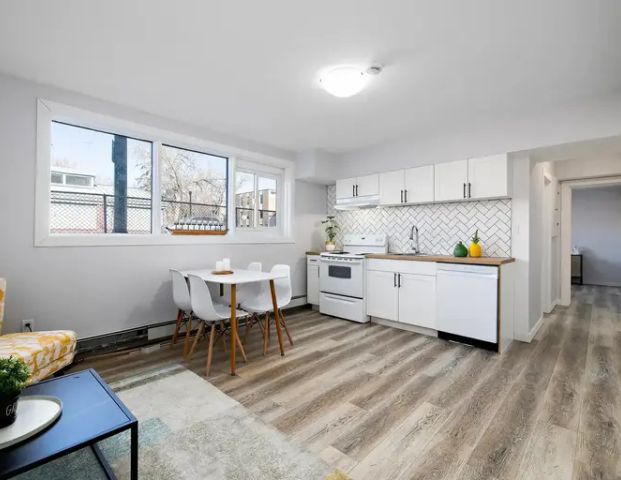 Centro 1 by Suncap | 10207 107 Ave, Edmonton - Photo 1