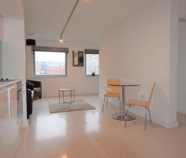1 bedroom apartment to rent - Photo 1