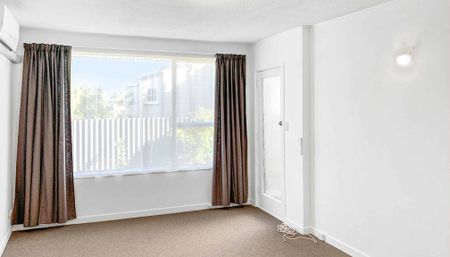 2 bedroom home in Mount Eden! - Photo 3