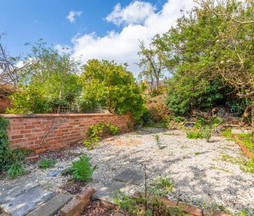 1 bedroom in a house share to rent - Photo 5