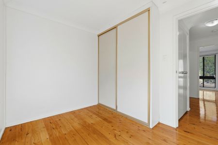 Neat & Convenient 2-Bedroom Unit in Prime Location - Photo 4